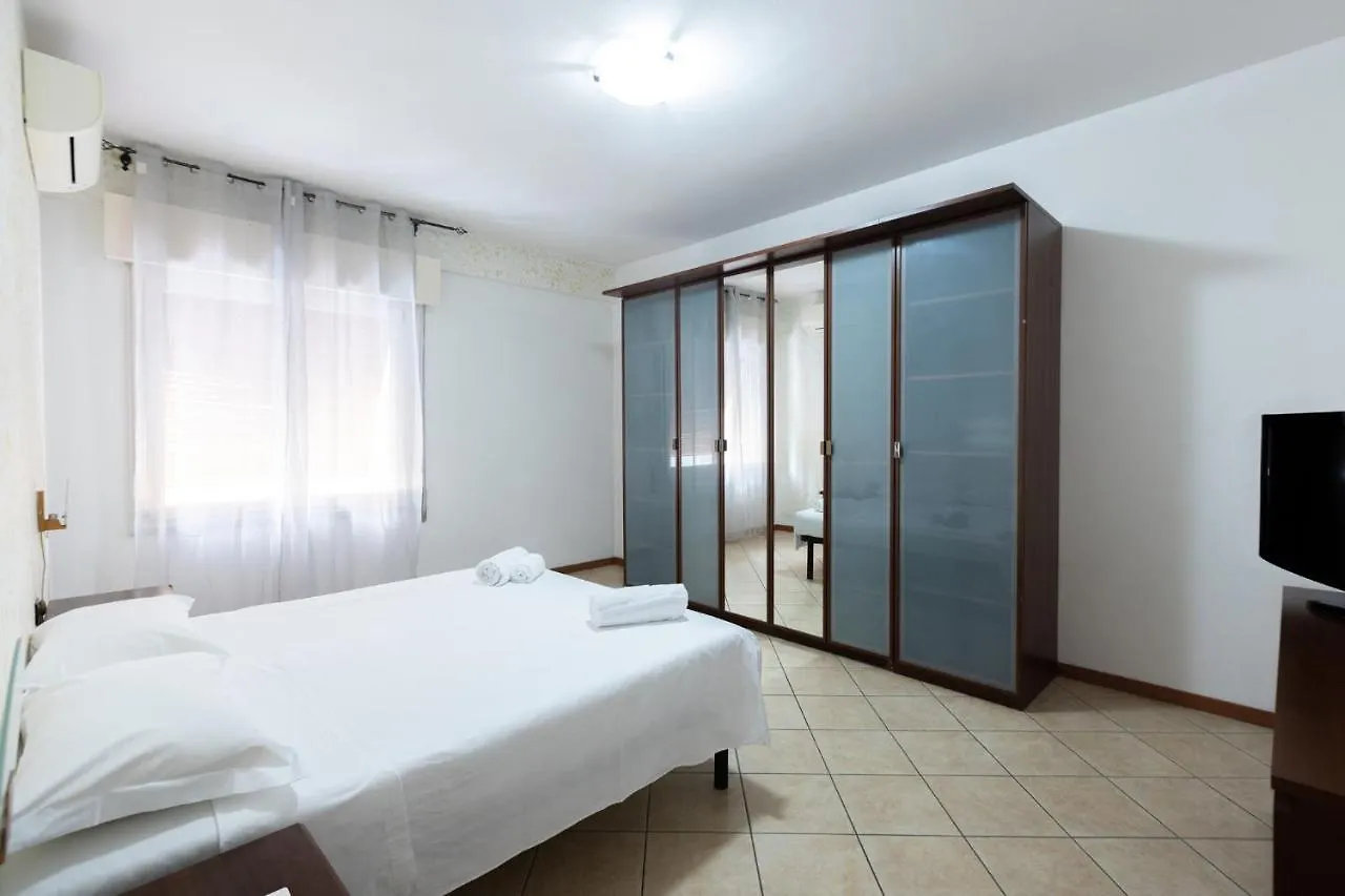 Apartment Boldrini, Bologna By Short Holidays